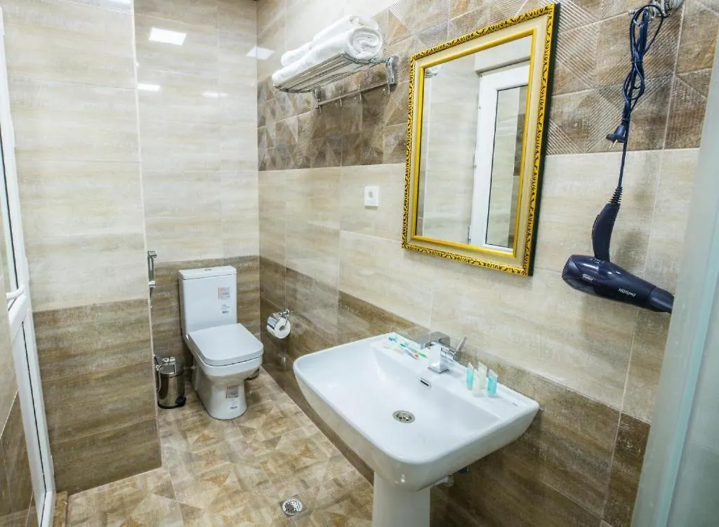 Prestige Hotel באקו